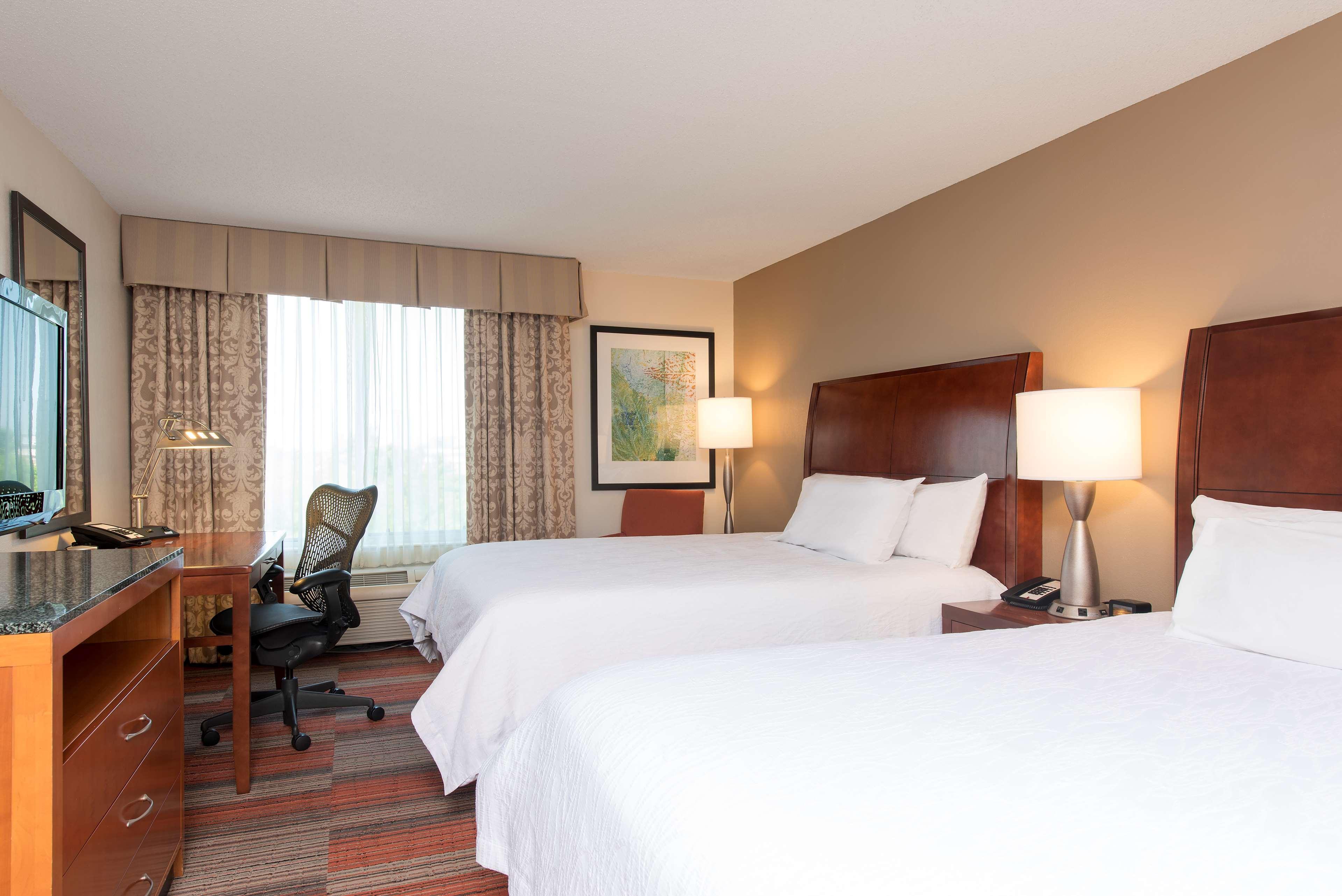Hilton Garden Inn Lexington Exterior photo
